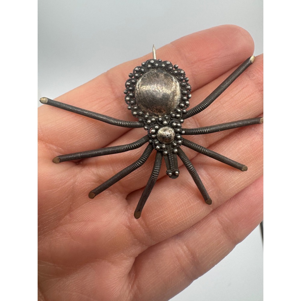 Vintage Spider Brooch Sterling Silver Insect Textured Coiled Pin Gothic Victoria - Picture 4 of 7